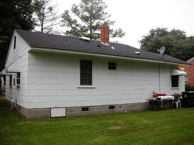 2nd image of 1205 Meadow St S