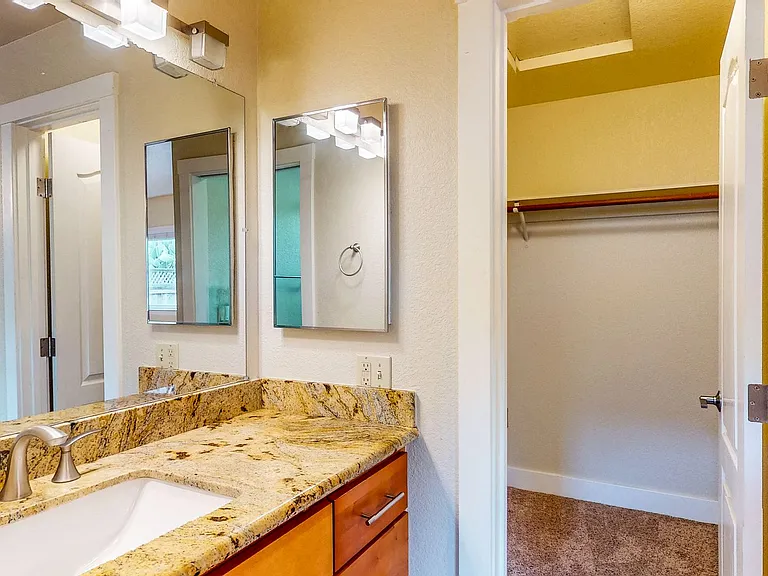 2135 Pebblewood Ct — Photo 41