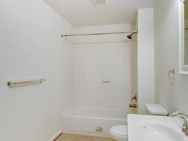 8416 Churchside Dr — Photo 77