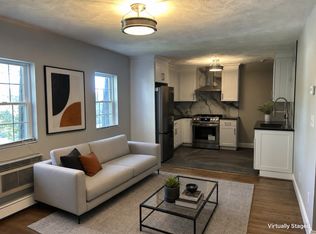 18 Ashcroft St APT 301, Dedham, MA 02026