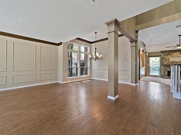 3rd image of 7909 Alderwood Pl