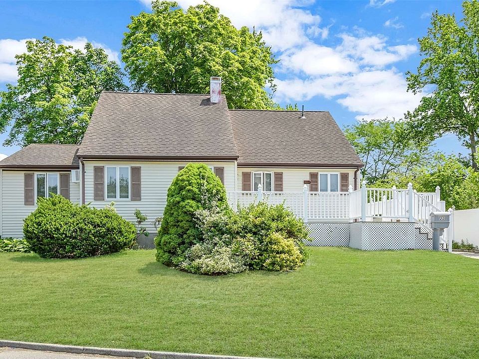 22 Elwood Road, Centereach, NY 11720 Zillow