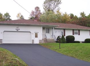 3205 Oneida St, Sauquoit, NY 13456