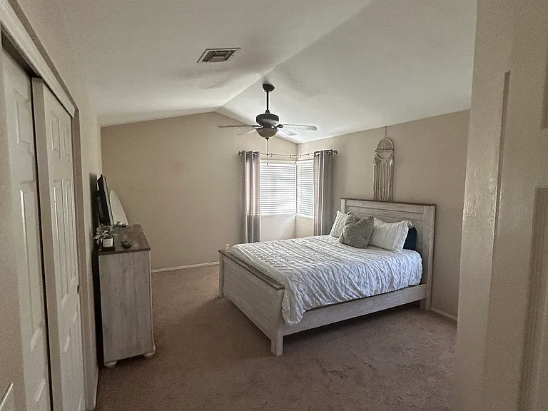 1412 E Gail Dr — Photo 5