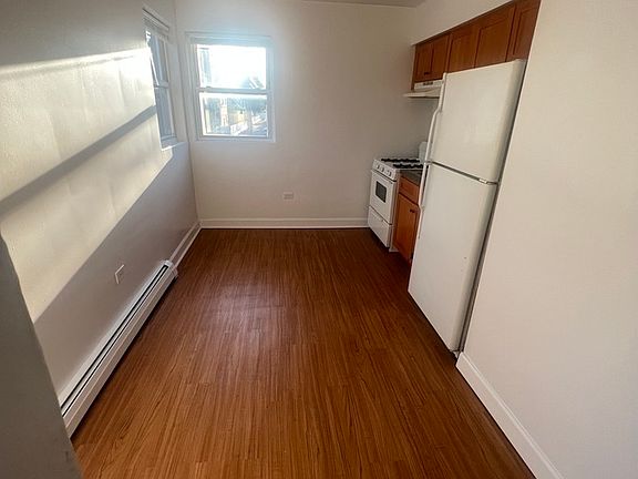 3rd image of 5741 W 35th St APT 12F