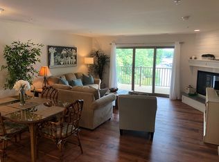202 Eleven West Dr #UNIT 2D, Sunrise Beach, MO 65079