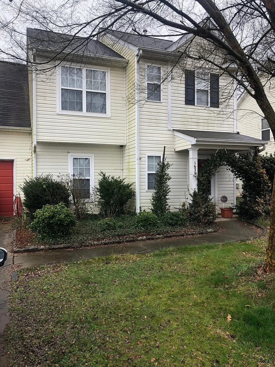 Building Photo - 1631 Eagles Landing Dr