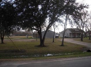 18921 Cammie St, Alvin, TX 77511