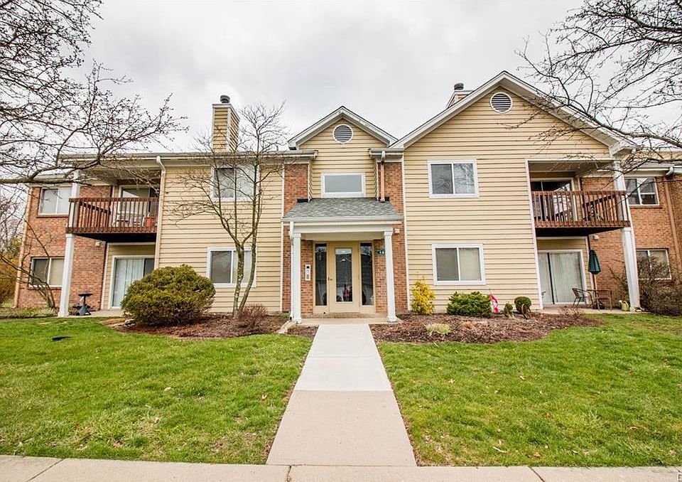 1st image of 180 Mallard Glen Dr APT 1