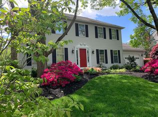 2300 N Pewter Dr, Macungie, PA 18062