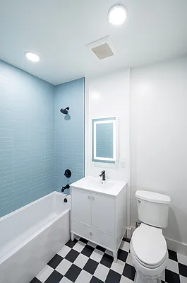 Rented by The InHouse Group | media 13