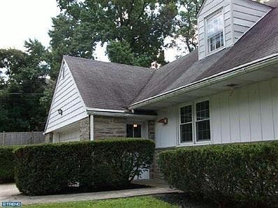 4th image of 8864 Norwood Ave
