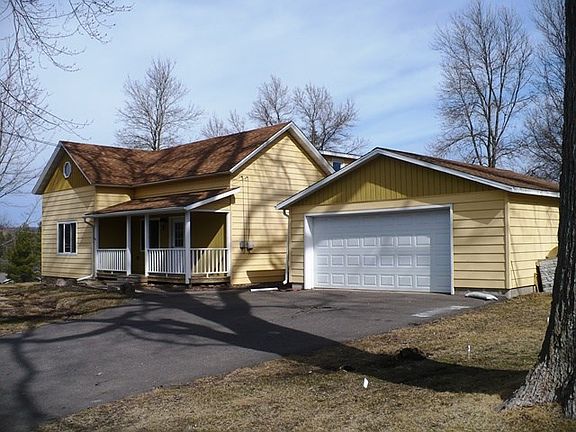 3rd image of 207 W 15th St
