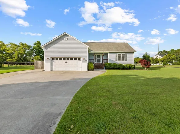 180 Peletier Loop Rd, Swansboro, NC