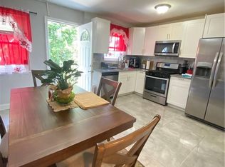919 E 224th St, Bronx, NY 10466