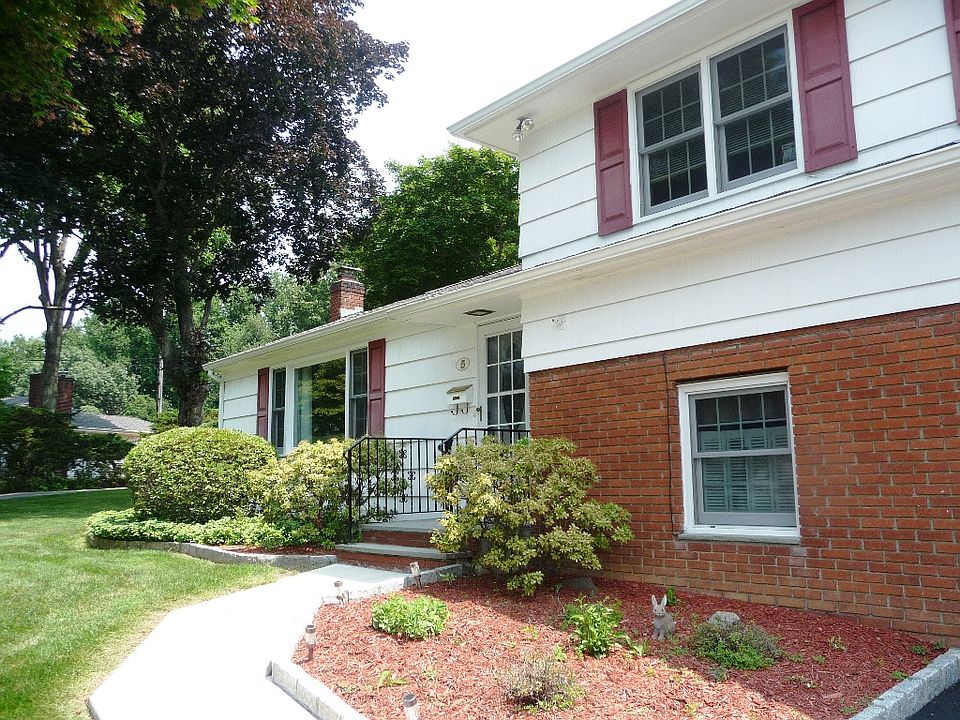 Beautifully Redone Home!