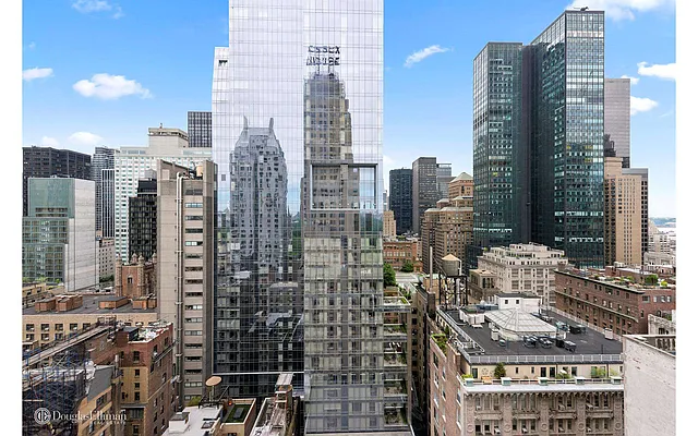 Rented by Douglas Elliman | media 14