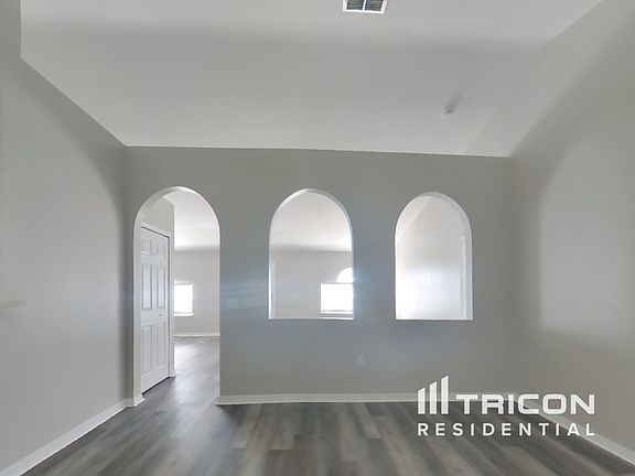 2nd image of 1222 Arredondo St