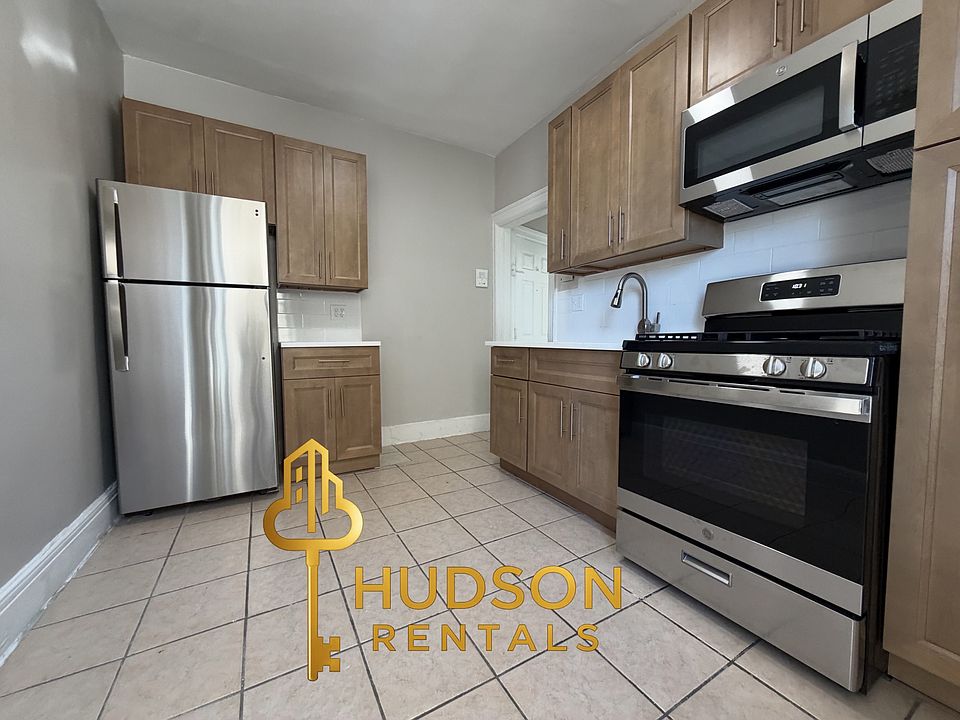 1st image of 54 Linden Ave #101