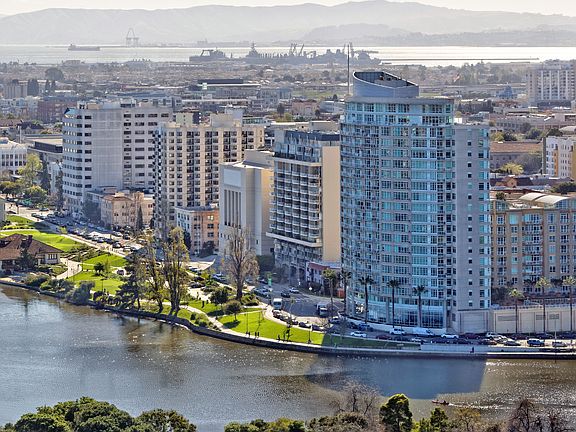 5th image of 1 Lakeside Dr APT 421