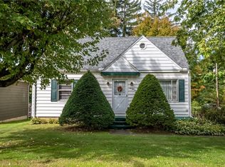 254 Greenwood Dr, Hermitage, PA 16148