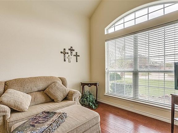 5th image of 1101 River Rock Dr