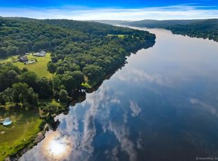 195A Injun Hollow Rd, East Hampton, CT 06424