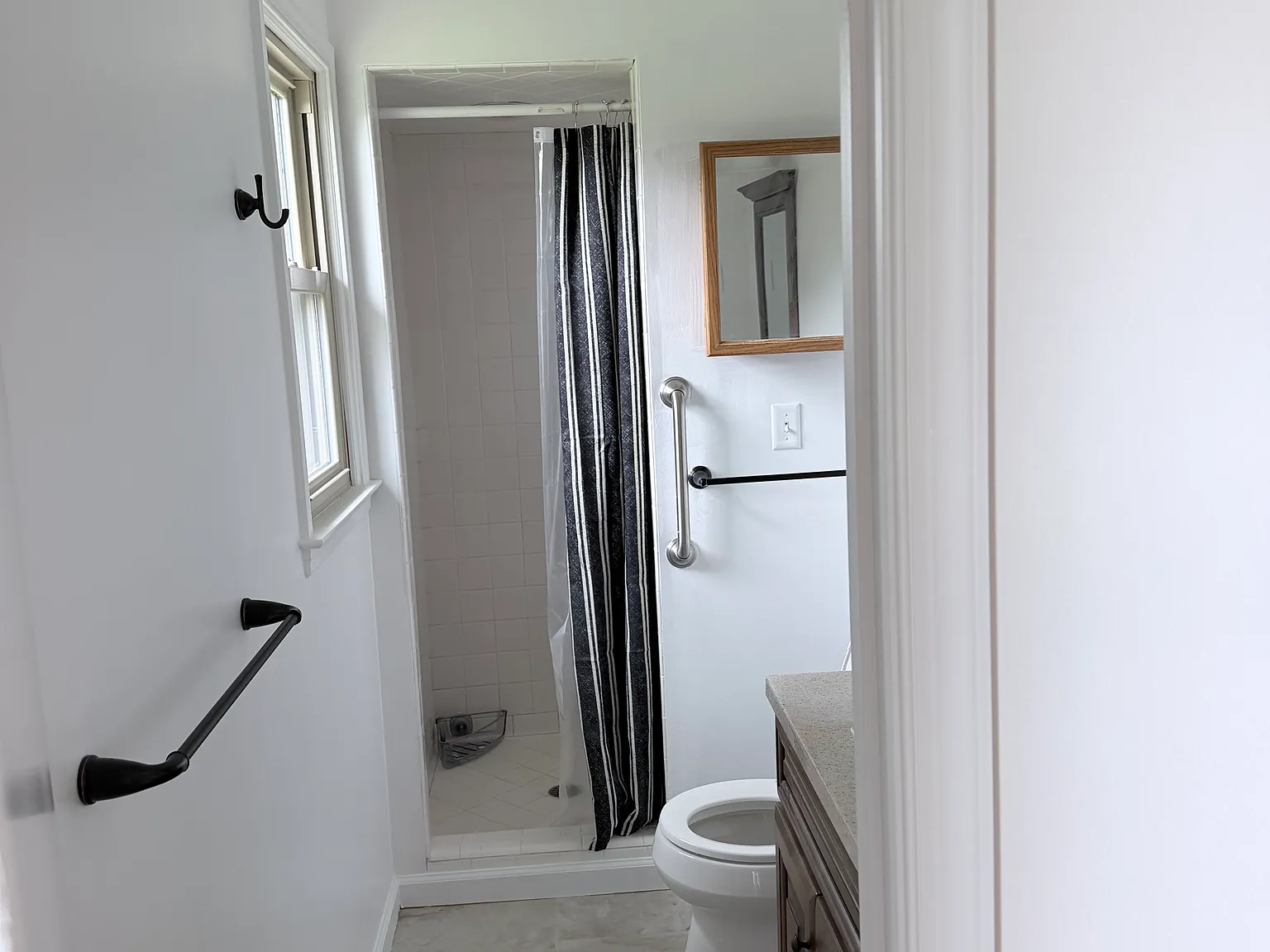 3 bed, 1800 sqft, $2,000 — Photo 1