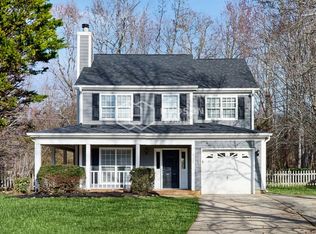 8728 Brampton Dr, Charlotte, NC 28215