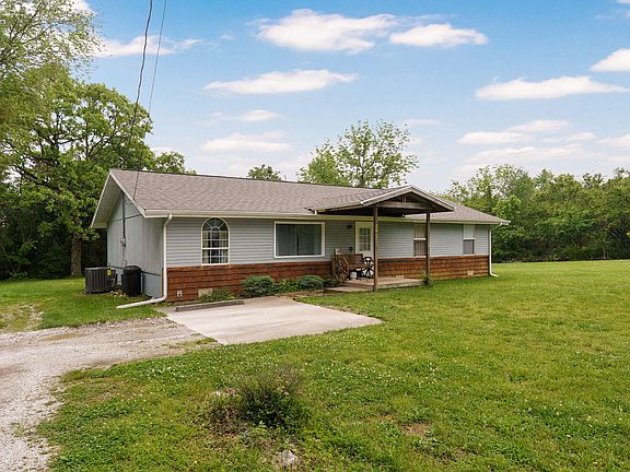 3rd image of 462 Kentling Avenue