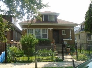 4841 W Thomas St #1, Chicago, IL 60651