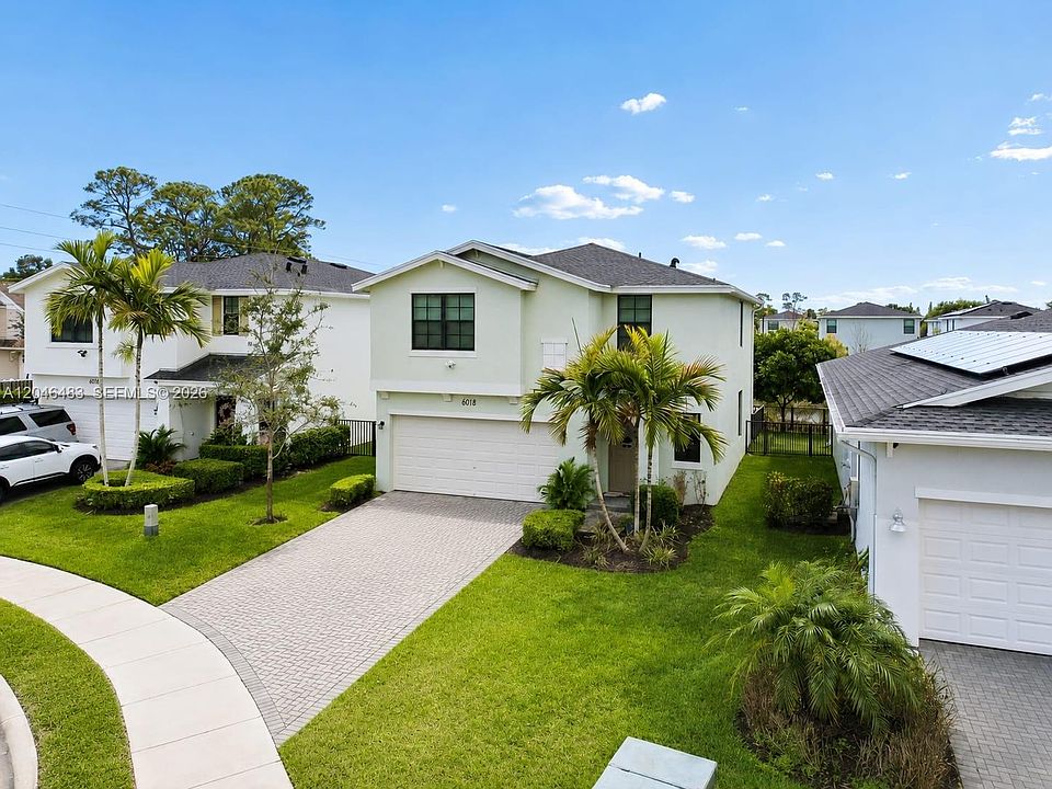 1st image of 6018 Henderson Way