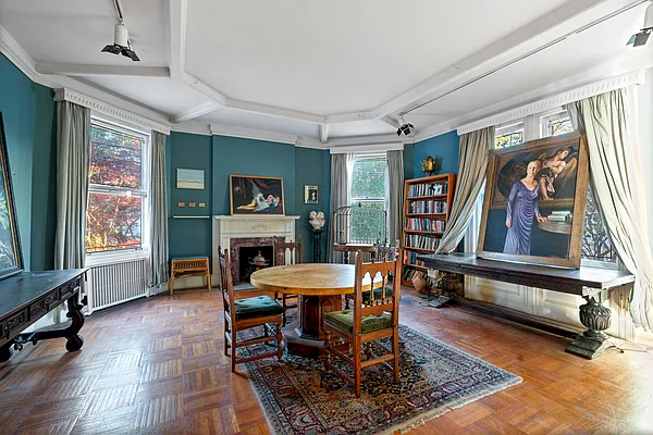 Sold by Christie's International Real Estate Group, LLC | media 9