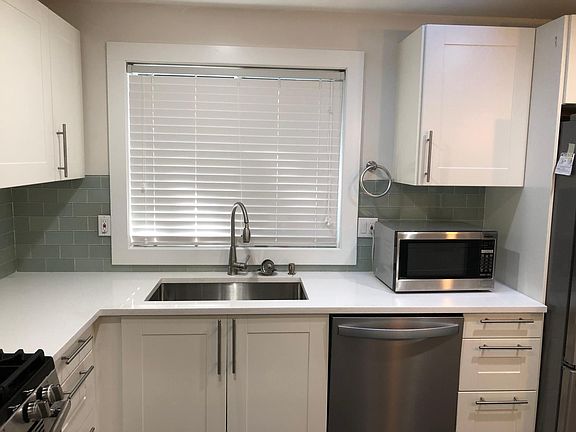 5th image of 7623 143rd Ave NE