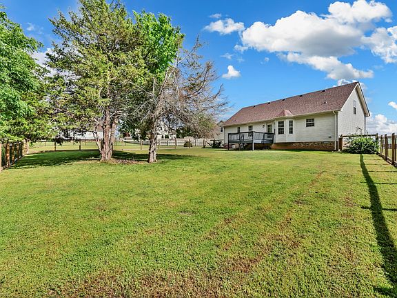 4th image of 3393 Endsworth Dr