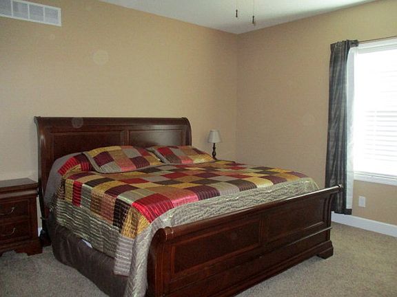 5th image of 2702 Weatherbrooke Dr