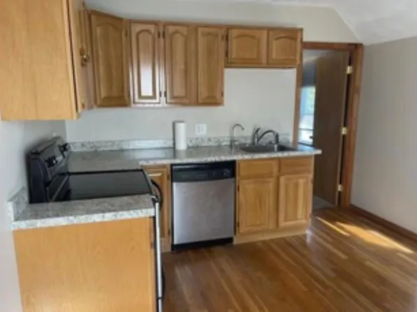 42 Glenwood Ave, Cranston, RI