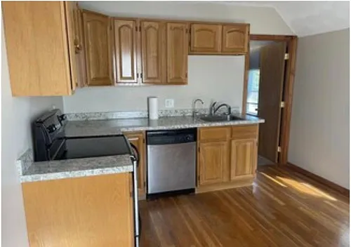 42 Glenwood Ave Photo 1