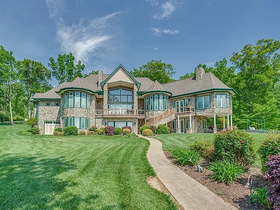 2nd image of 1114 Shady Point Rd