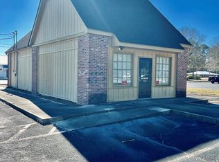 201 Westside Dr, Douglas, GA 31533