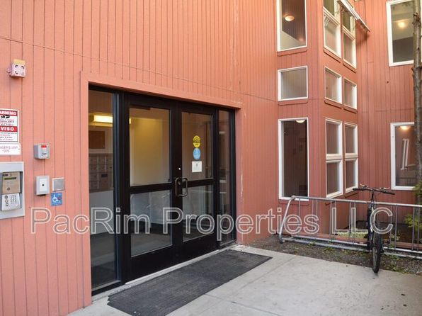 315 Barrow St APT 205