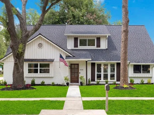 10310 Helmsdale Street, Houston, TX 77043