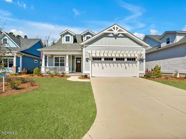 3426 Island Lakes Drive, Oak Island, NC 28461