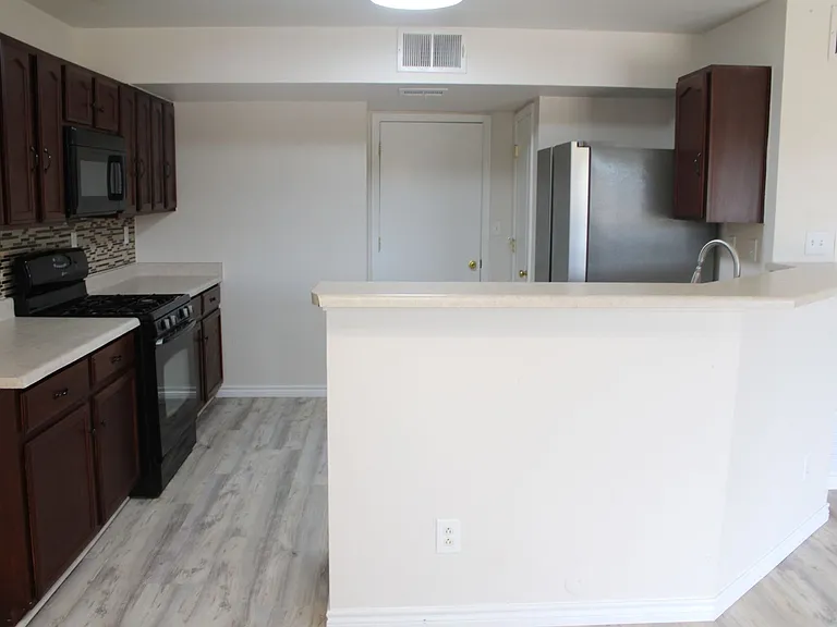 14313 Island Point Dr — Photo 5