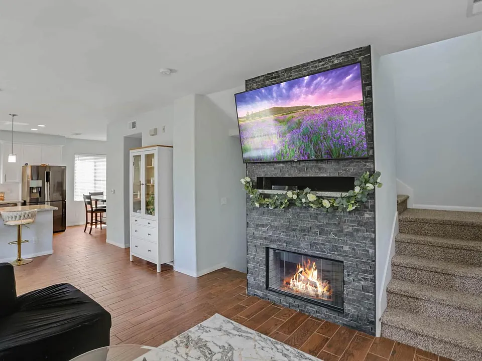 7635 Family Cir