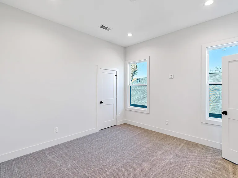 1207 Tabor St — Photo 35