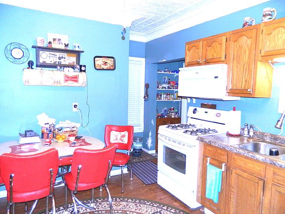 2nd image of 604 Wildwood Ave