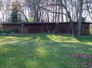 3301 Highmeadow, Bloomfield Hills, MI 48304