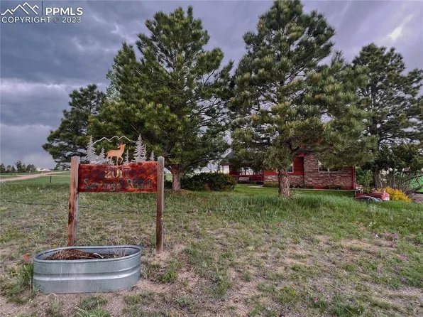 2017 Savage Rd, Elizabeth, CO 80107