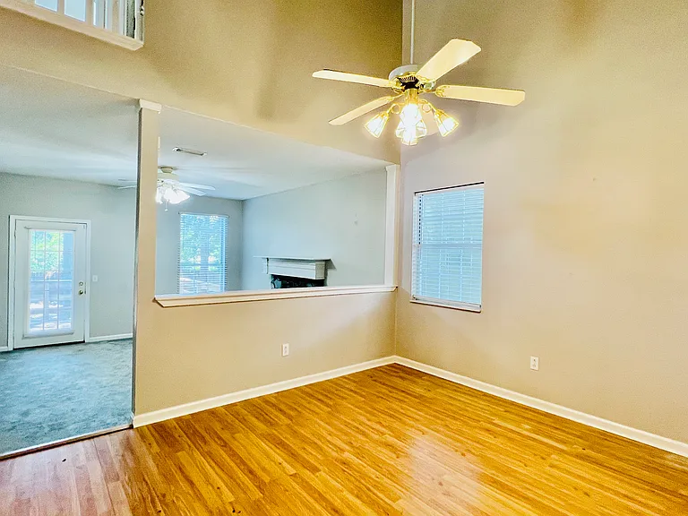 347 Darlington Cir — Photo 8